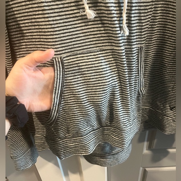 American Eagle Light Hoodie Long sleeve - Picture 6 of 11